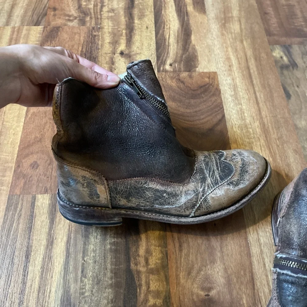 Bed Stu Women’s Fleece Lined Leather Boots